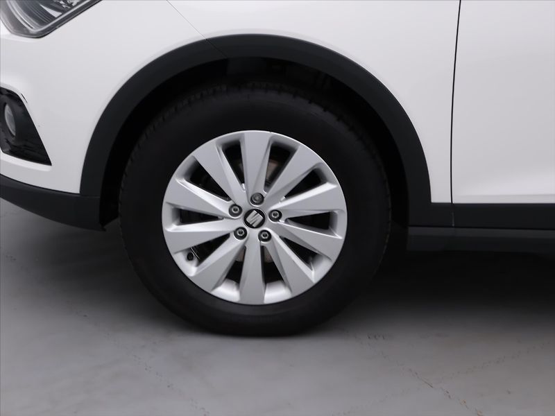 Seat Arona 1,0 TSI DSG CZ Xcellence 1.Maj - fotka 20 z 27