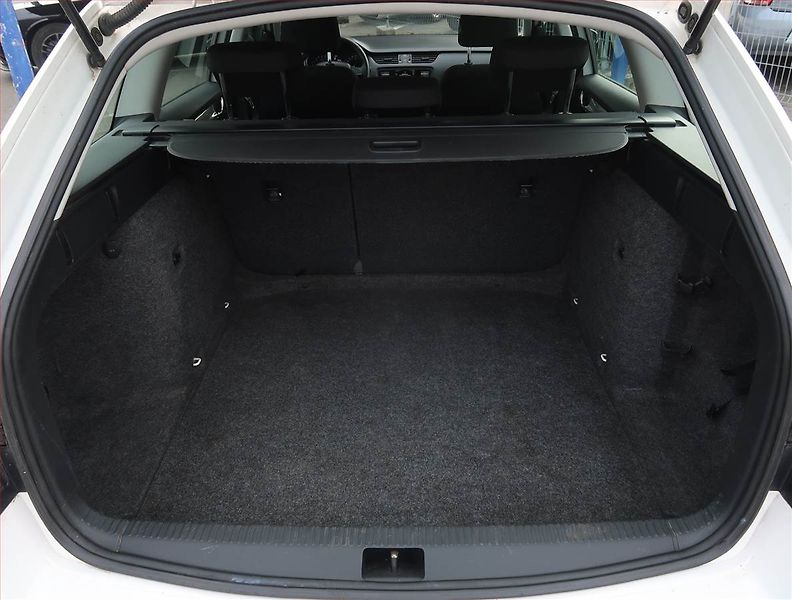 Škoda Octavia (2015) 1.6 TDI - fotka 13 z 15