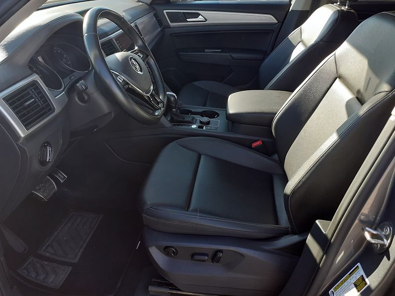 Volkswagen Atlas (2019) 3.6 V6 4x4 6 MÍST - fotka 23 z 42