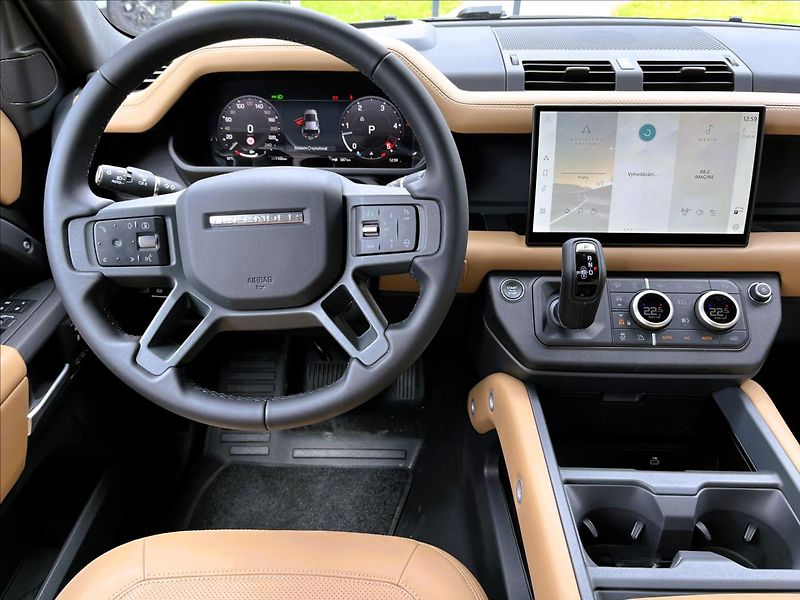 Land Rover Defender (2026) 110 V8 P425 X-DYNAMIC HSE - fotka 15 z 35