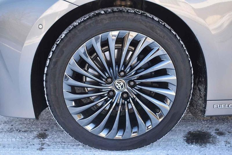 Toyota Mirai je zatím na silnicích bílou vránou