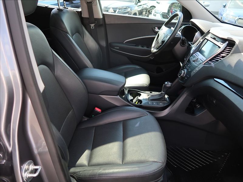 Hyundai Santa Fe 2,2 CRDi,145kW,NovéČR,Premium - fotka 14 z 37