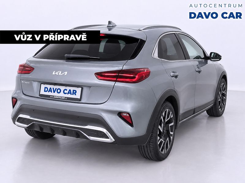 Kia XCeed 1,5 T-GDI GPF Exclusive DPH CZ - fotka 5 z 12