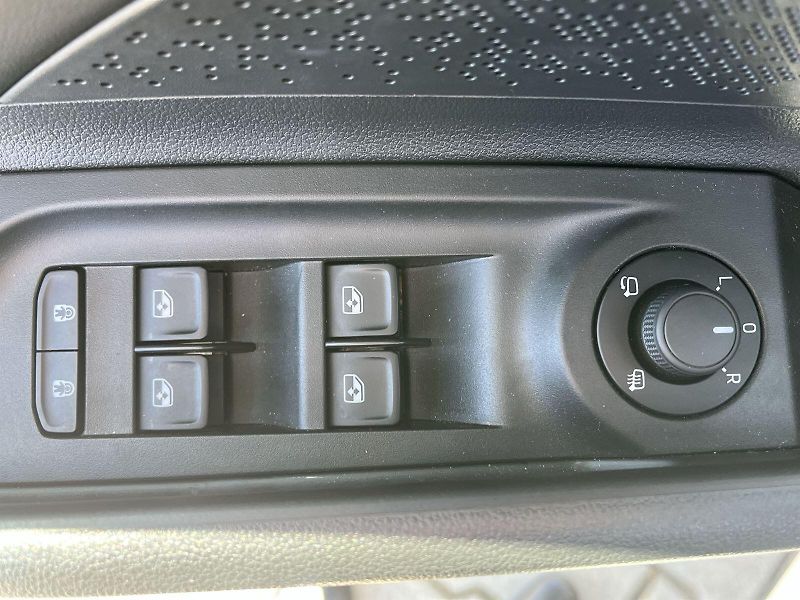 Škoda Enyaq (2025) Sportline - fotka 19 z 27