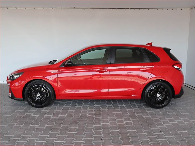 Hyundai i30 (2019) N-Line 1.4 T-GDI, Serv.kniha - fotka 3 z 19