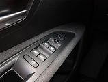 Peugeot 3008 (2017) 1.2 PureTech, Tempomat - náhled 17