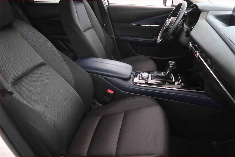 Mazda CX-30 (2021) Skyactiv-X 2.0 - fotka 9 z 18