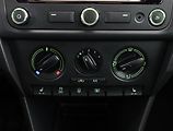 Škoda Rapid (2014) Spaceback 1.6 TDI, Navi - náhled 11
