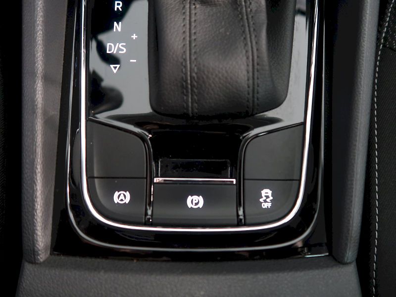 Škoda Kodiaq (2023) AMBITION PLUS 2.0TDI 110KW DSG - fotka 32 z 39
