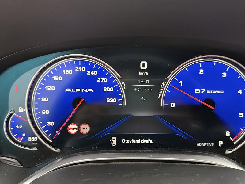 BMW Řada 7 (2018) 740Ld xDrive, 137k, perfektní - fotka 11 z 19
