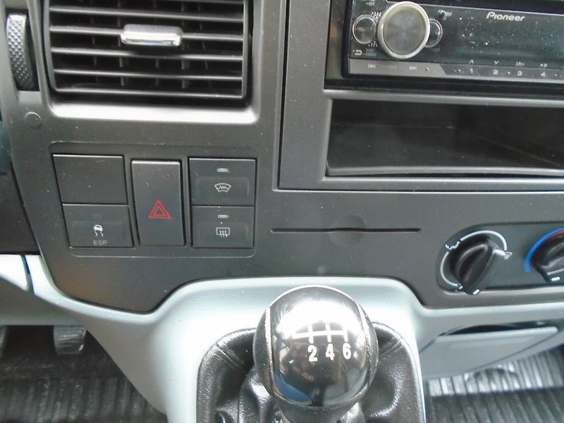 Ford Transit (2013) 2.2 TDCI, L1H1 - fotka 18 z 20