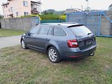 Škoda Octavia 2,0 TDI DSG serviska 2x klíč - náhled 6
