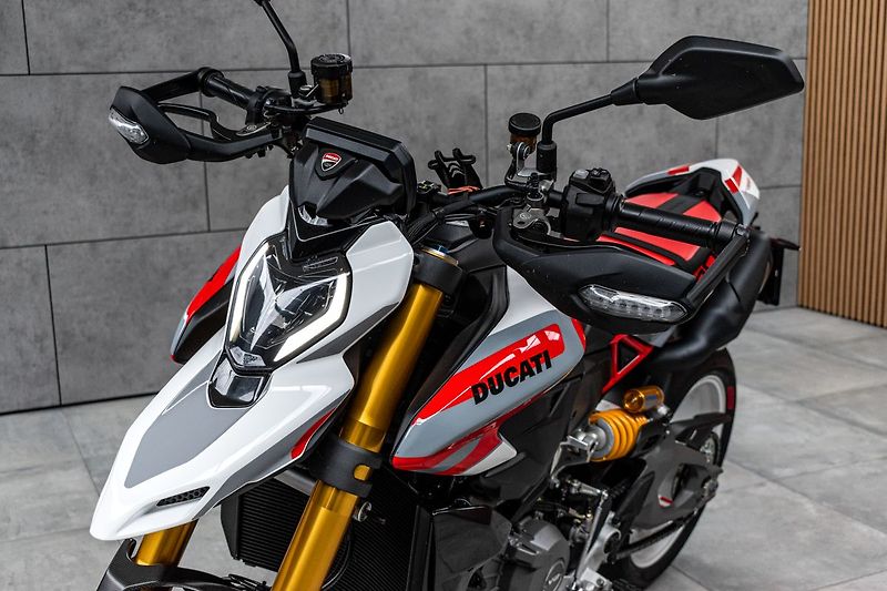 Ducati V2 SP*ÖHLINS*BREMBO*1.MAJ*DPH - fotka 15 z 27