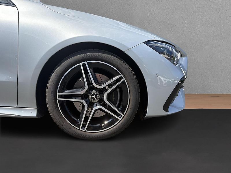 Mercedes-Benz CLA 200d kupé - fotka 15 z 17