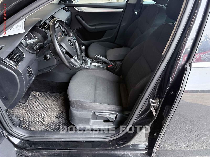 Škoda Octavia (2016) 1.6TDi, navi, bixen - fotka 3 z 3