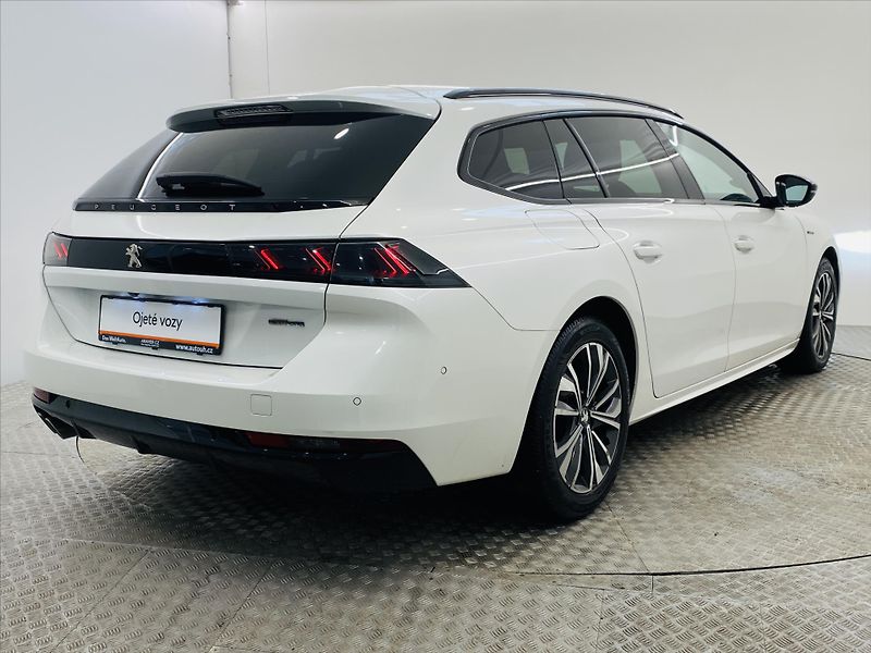 Peugeot 508 2,0 HDi 120kW GT Line - fotka 2 z 24
