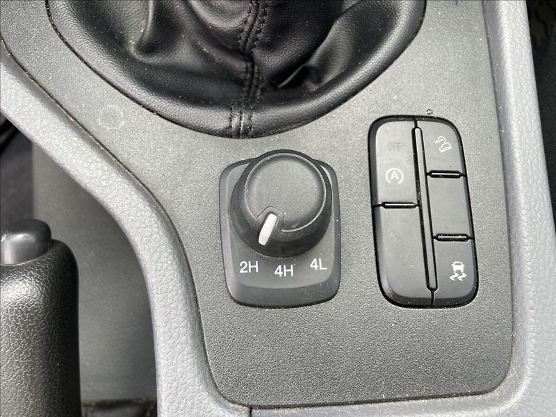 Ford Ranger 2,2 TDCi 118kw 4x4 Manual CZau - fotka 21 z 33