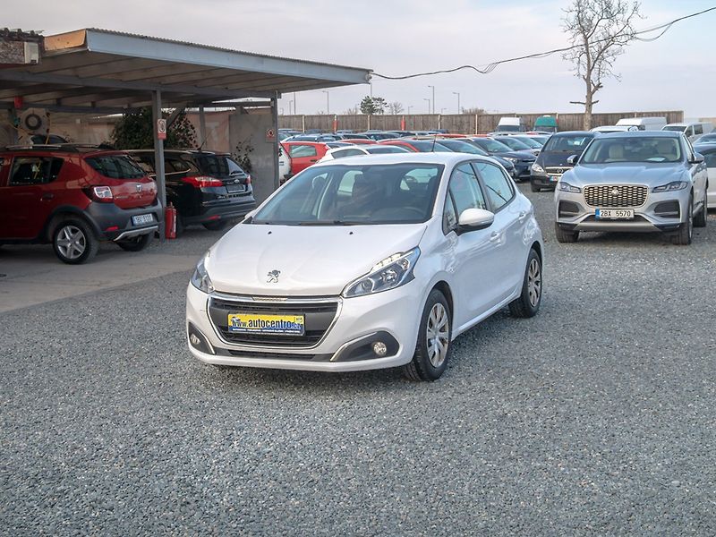 Peugeot 208 (2017) ČR 1.6HDI 55KW – SERVISKA - fotka 1 z 43
