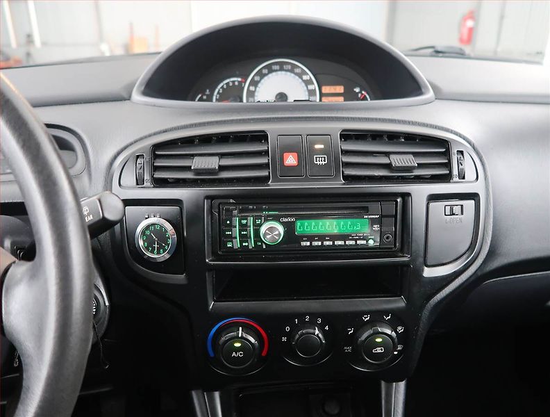 Hyundai Matrix (2009) 1.6, ČR,1.maj, po STK - fotka 12 z 15