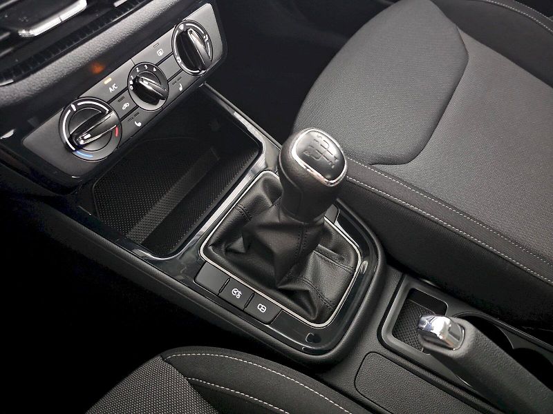 Škoda Fabia (2024) 1.0TSi 70kW SELECTION - fotka 26 z 31