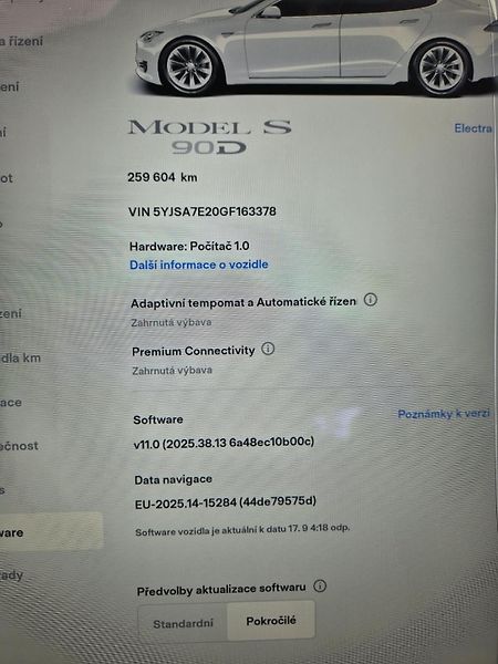 Tesla Model S (2017) 90D AWD Nabíjení zdarma - fotka 25 z 26
