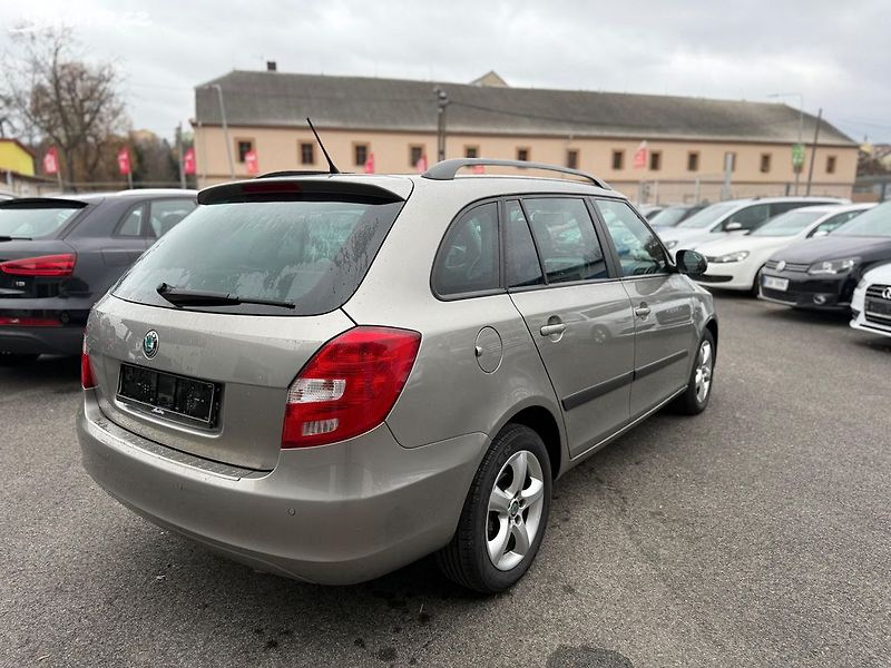 Škoda Fabia 1.2 tsi Family - fotka 4 z 22