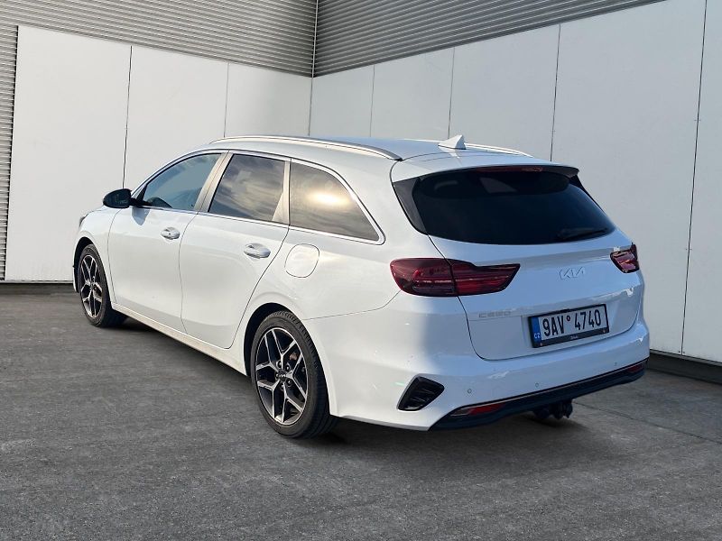 Kia Ceed (2023) TOP 1.5T-GDI 118k TAŽNÉ CZ DPH - fotka 4 z 11