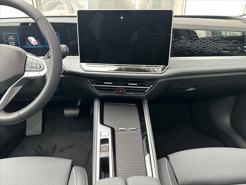 Volkswagen Passat (2024) 2,0 TDI 7DSG  Elegance - fotka 14 z 22