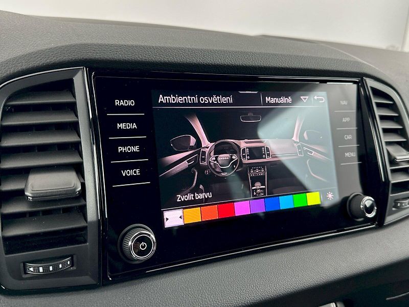 Škoda Karoq (2025) DSG 1.5TSI 110kW SportLine - fotka 19 z 36