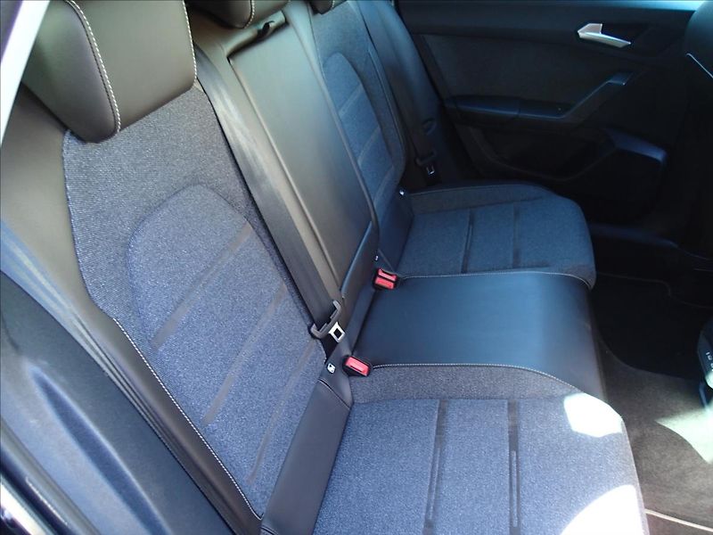 Seat Leon 1,5 eTSI,Execelent,DSG,Tažné - fotka 71 z 80