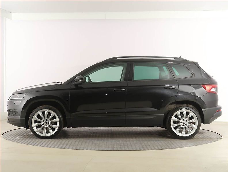 Škoda Karoq (2022) 1.5 TSI, digi klima - fotka 3 z 28