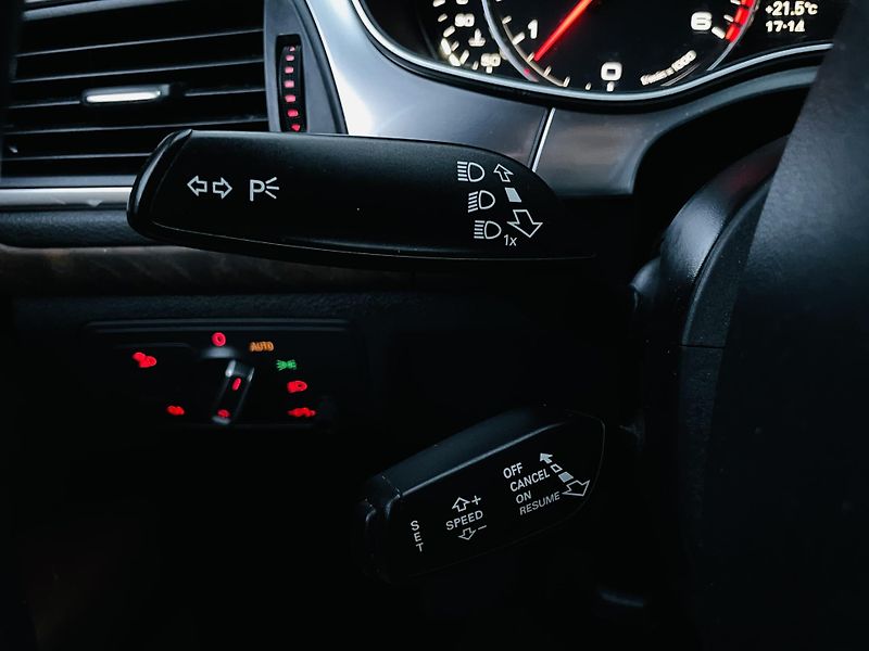 Audi A7 3.0TDI AUT 4x4 KAMERA TAŽNÉ - fotka 42 z 46