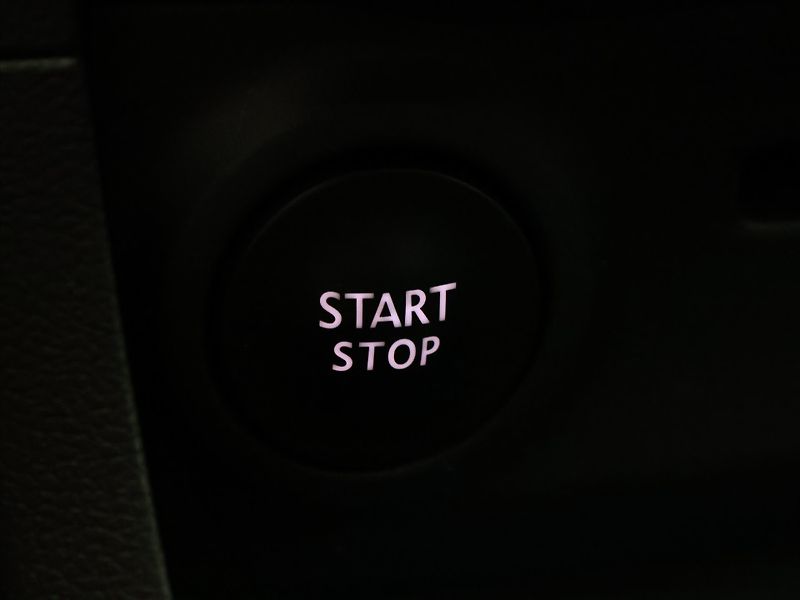 Renault Clio 1.2 TCe 87kW Intens Aut. LED - fotka 24 z 32