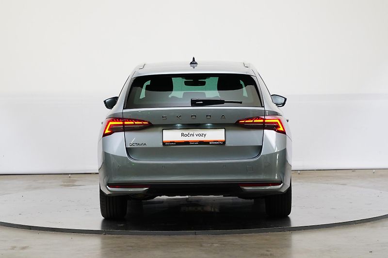 Škoda Octavia - fotka 6 z 27