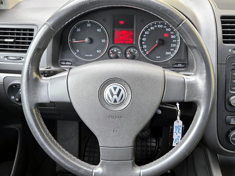 Volkswagen Golf TDi 103kW SPORT,ROZVODY - fotka 30 z 33
