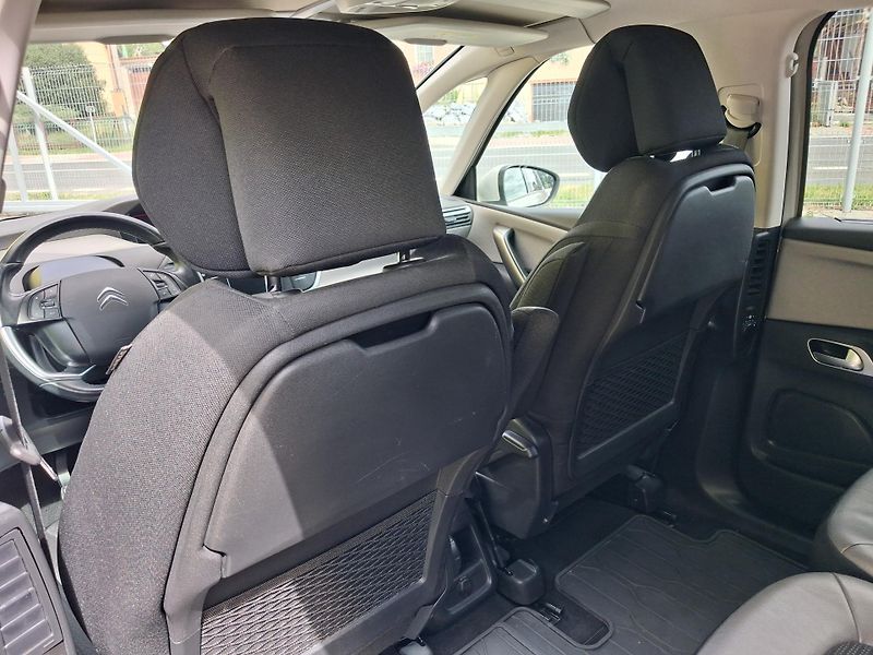 Citroën Grand C4 SpaceTourer (2019) MAX VÝBAVA PO VELKÉM SERVISE - fotka 14 z 55