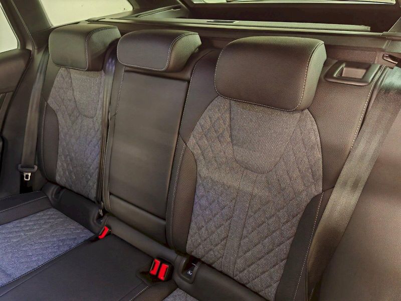 Škoda Octavia (2025) Combi 1.5 TSI 110 kW DSG Sport - fotka 26 z 32