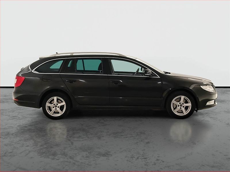 Škoda Superb (2013) Ambition Plus 2.0 TDI - fotka 6 z 20