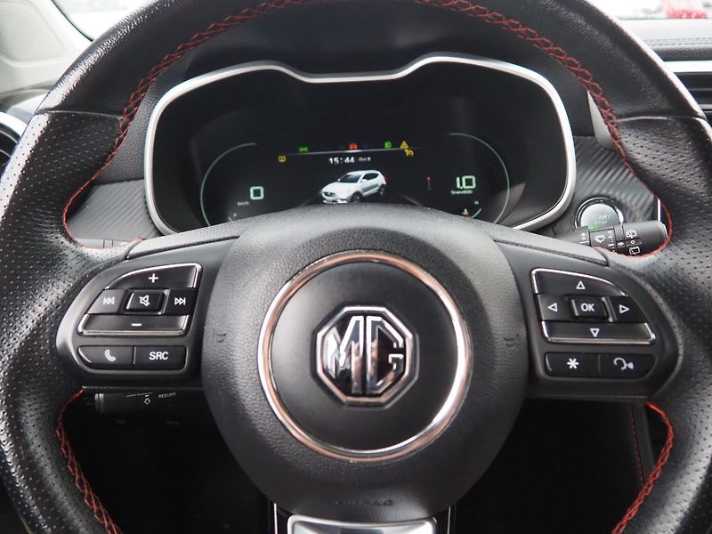 MG ZS (2023) ICE 1.0T-GDI, Luxury - fotka 21 z 38