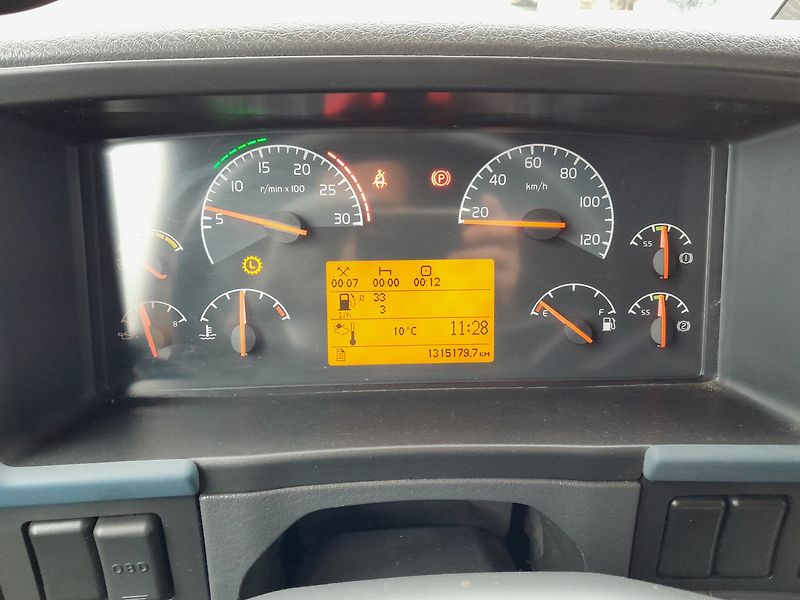 Volvo FH 13 440 Standart Manual tach - fotka 26 z 35