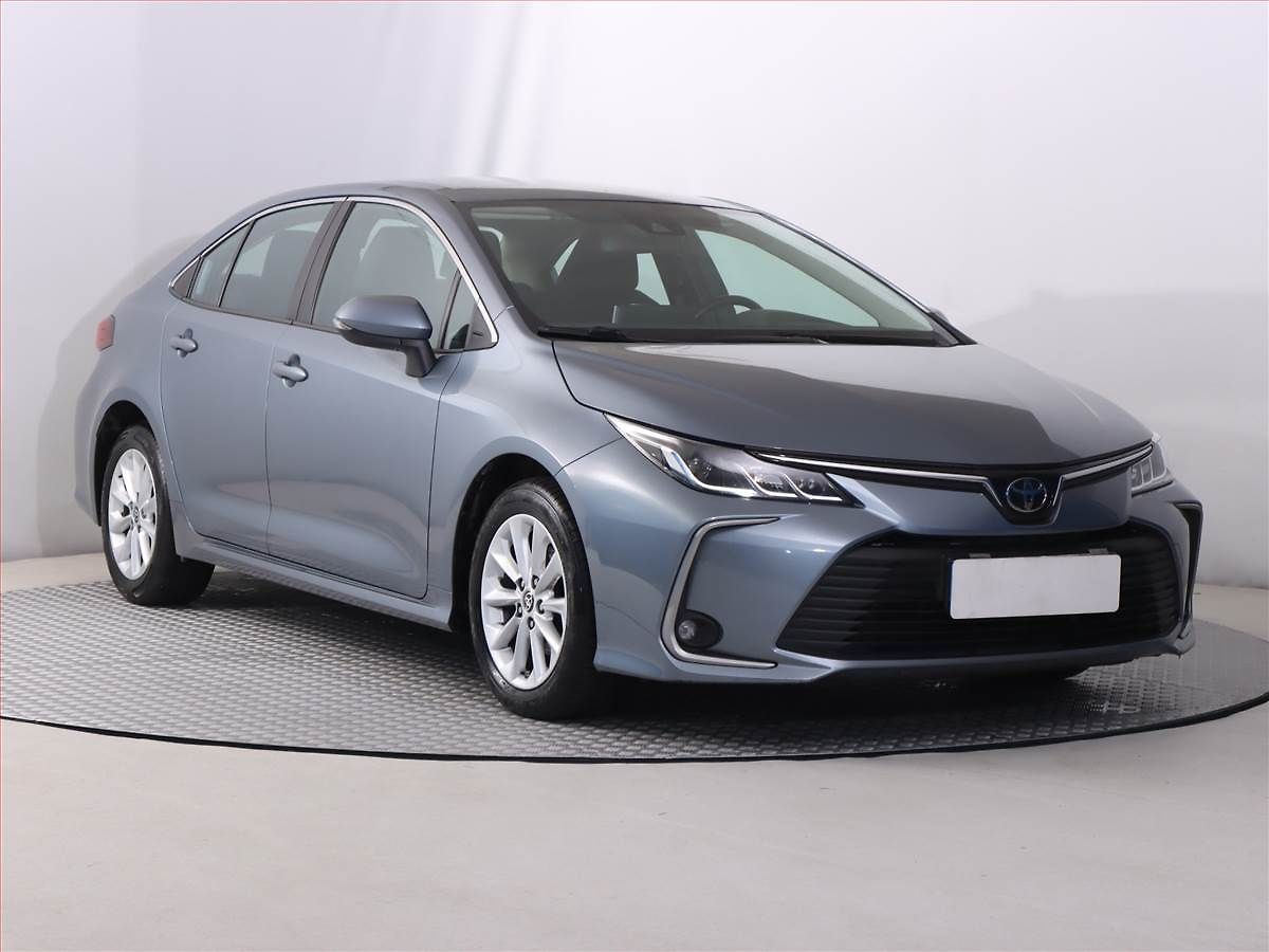 Toyota Corolla 1.5 VVT-i, Serv.kniha