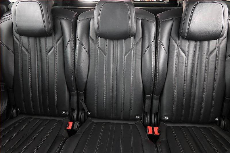 Peugeot 5008 (2017) PureTech 130, Automat, 7 míst - fotka 10 z 21