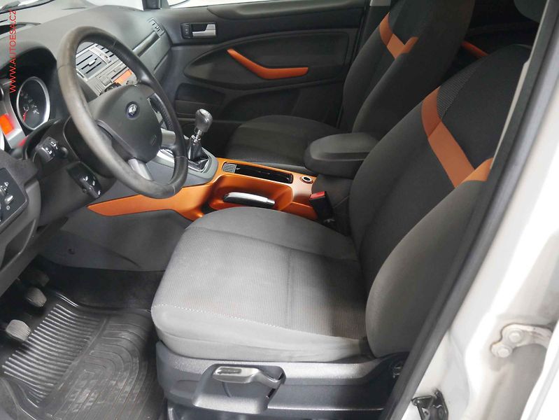 Ford Kuga (2009) 2.0 TDCI 4x4, ČR, STK2/28 - fotka 9 z 17