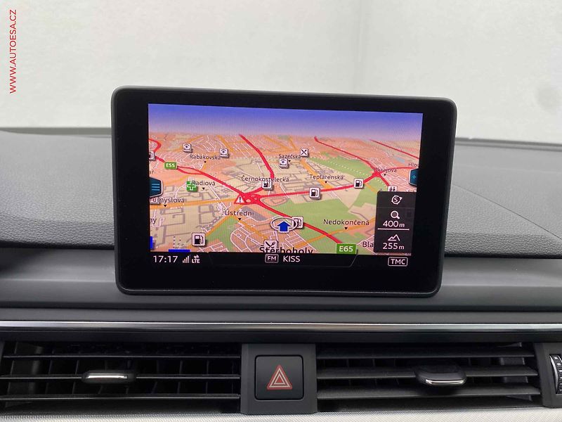 Audi A4 (2019) 2.0 TDi quattro, Sport, AT - fotka 17 z 19