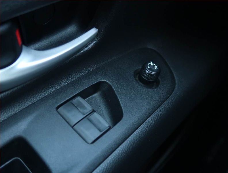 Toyota Aygo (2022) 1.0 VVT-i, Automat, ČR,1.maj - fotka 18 z 18