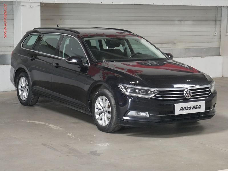 Volkswagen Passat (2018) 1.6 TDi, Comfortline - fotografie inzerátu