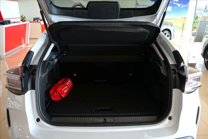 Citroën C3 (2025) 1,2 Hybrid 110k Automatic MAX - fotka 13 z 14