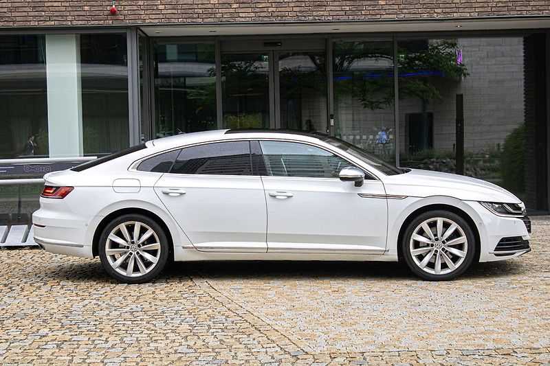 Volkswagen Arteon - fotka 5 z 34