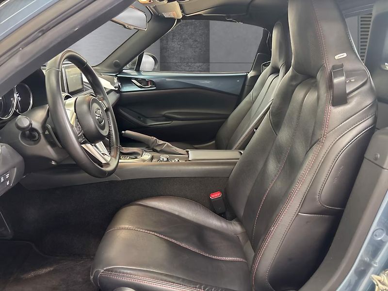 Mazda MX-5 2.0 SKYACTIV-G RF Automat - fotka 8 z 13