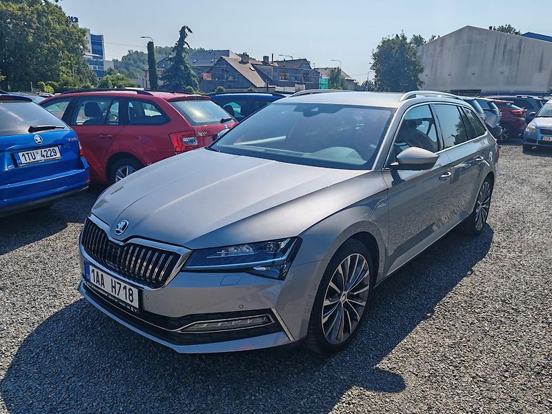 Škoda Superb 2.0 TDI Laurin & Klement 4x4  - fotka 2 z 40